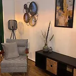 Cozy Dor Modernes Parkplatz Nahe Koeln Und Duesseldorf *