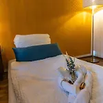 Cozy Dor Modernes Parkplatz Nahe Koeln Und Duesseldorf *