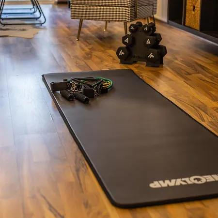 Cozy Dor Stilvolles Parkplatz Netflix Apartman