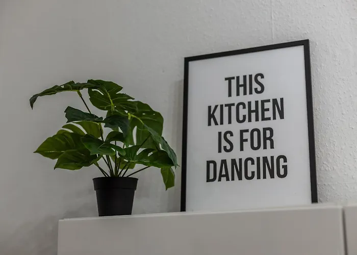 Cozy Dor Stilvolles Parkplatz Netflix *