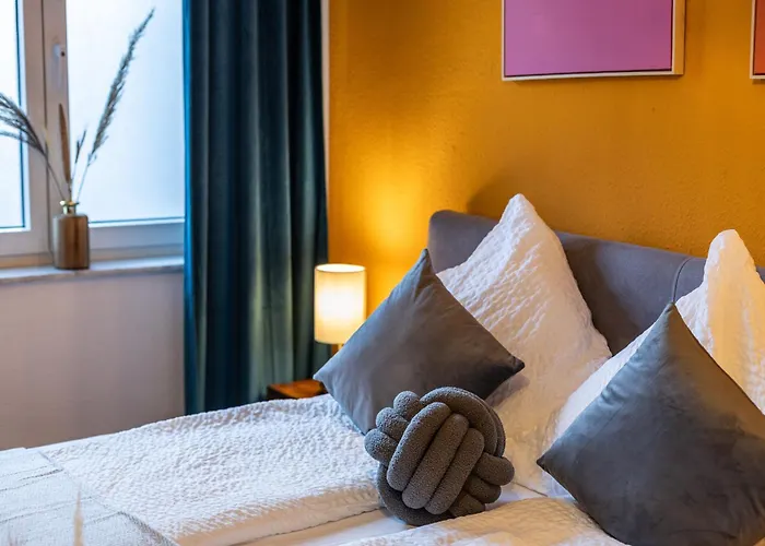 Cozy Dor Stilvolles Parkplatz Netflix