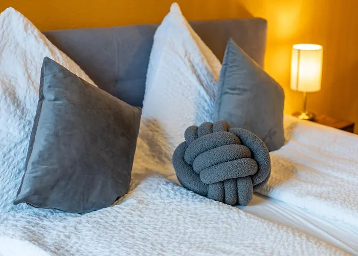 Cozy Dor Stilvolles Parkplatz Netflix